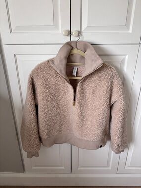 Varley Blush Sherpa Half-Zip with Gold Zipper